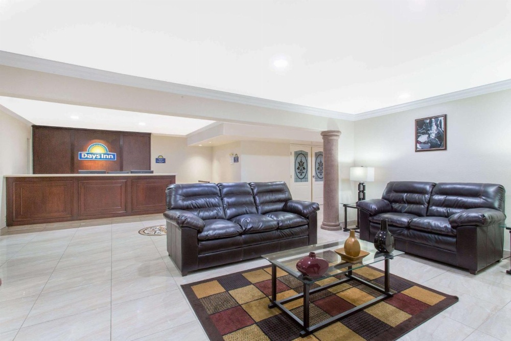 Days Inn by Wyndham Indio Main image