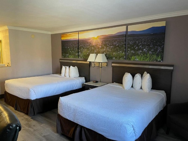 Days Inn by Wyndham Indio image 16