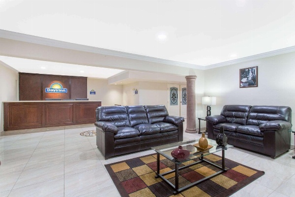 Days Inn by Wyndham Indio Main image
